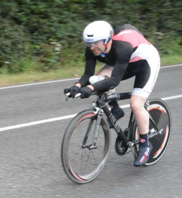 Dom Hill wins the SCCU 100  and the Bec wins the Team prize.