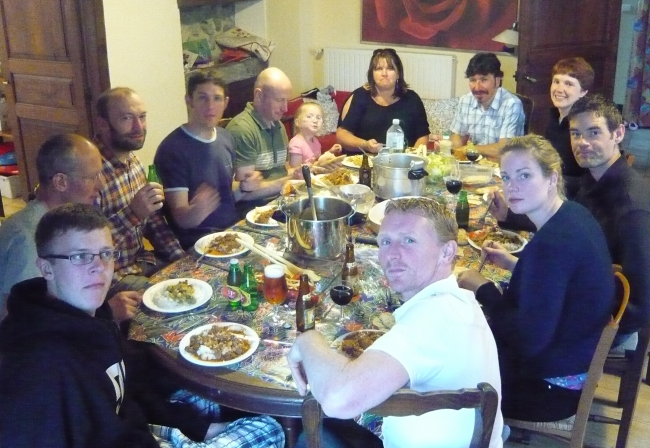 Gites_at_dinner_2_cropped_1.jpg